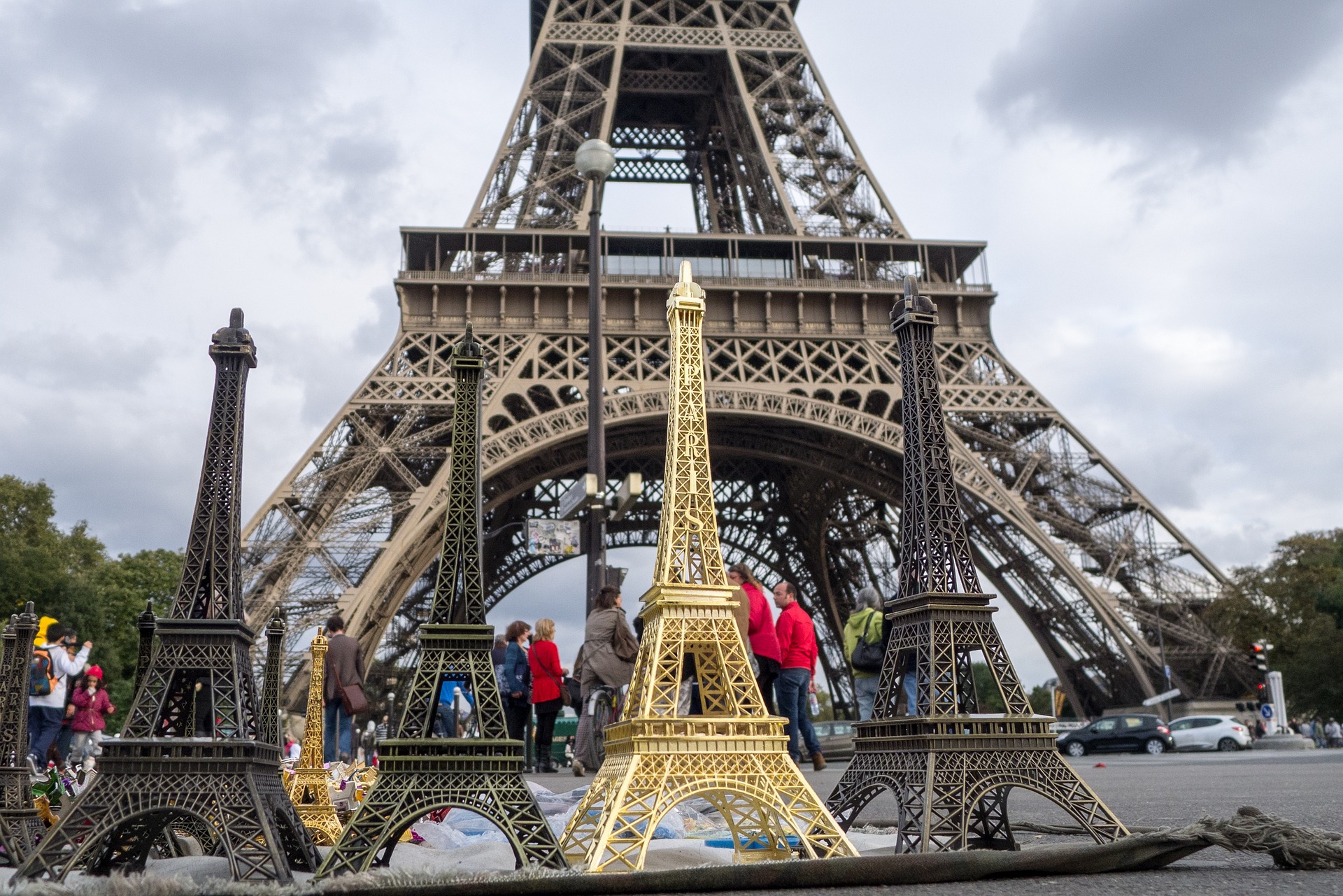 Башня Эйфеля в Париже